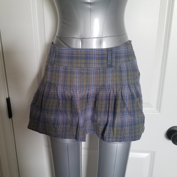 NEW - Tartan Mini Skirt - Picture 1 of 8